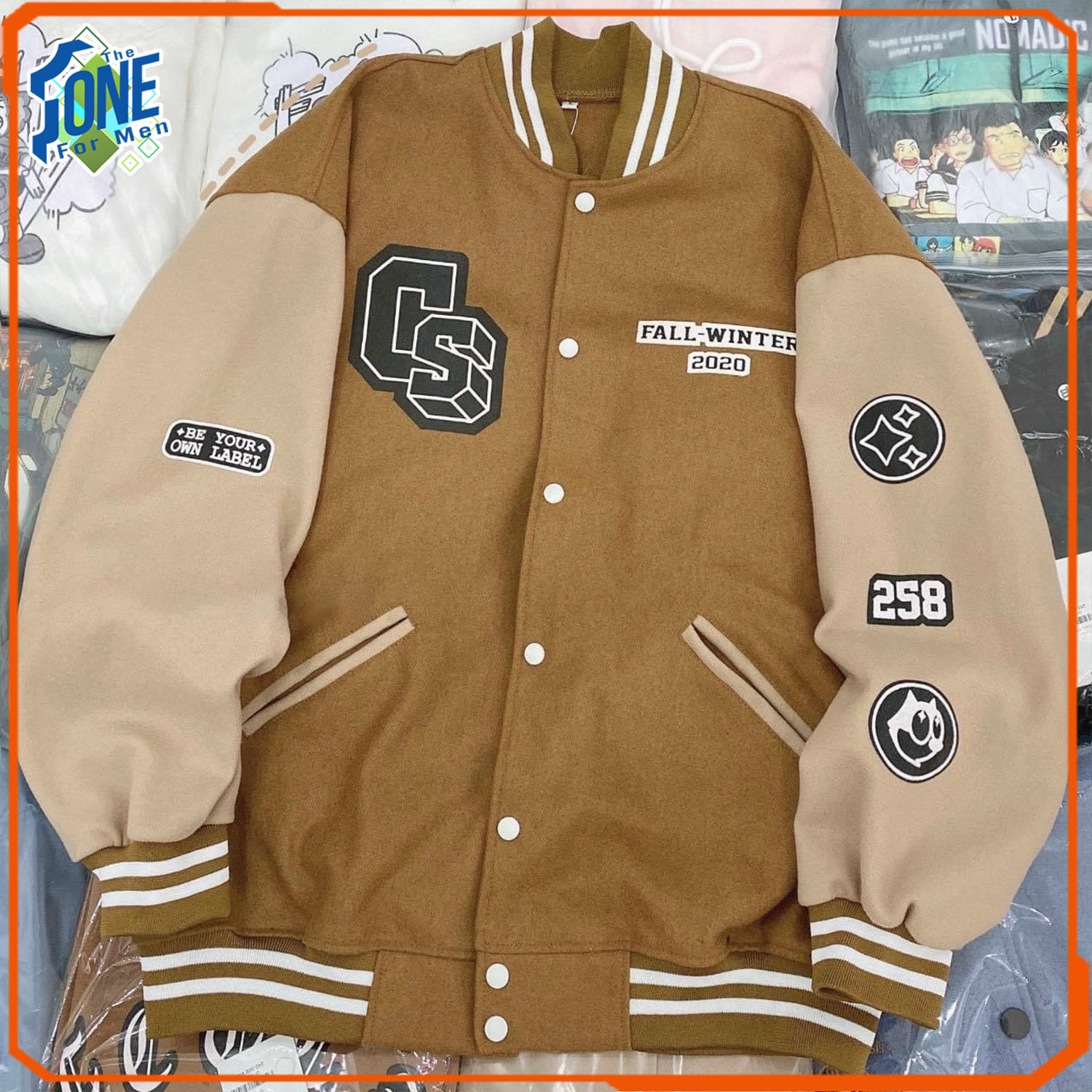 Áo Khoác BomBer Nam Nữ Thêu Sticker Trước Sau , Phối Màu Cực Teen, Mặc 4 Mùa, Vải Mềm Mịn Chống Nắng Cực Tốt, Form Dưới 75kg Thích Hợp Các Bạn Trẻ Tuổi Teen Nam Và Nữ