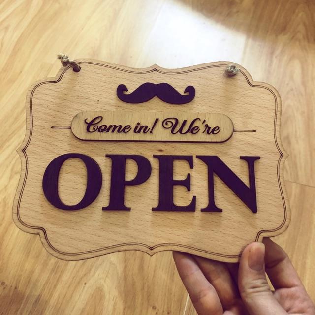 Bảng gỗ treo cửa 2 mặt Open Close cho shop thời trang quán cafe tặng kèm móc dán