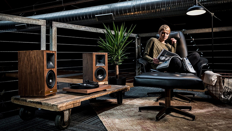 Loa Bluetooth Klipsch The Sixes (Walnut) - Hàng Chính Hãng