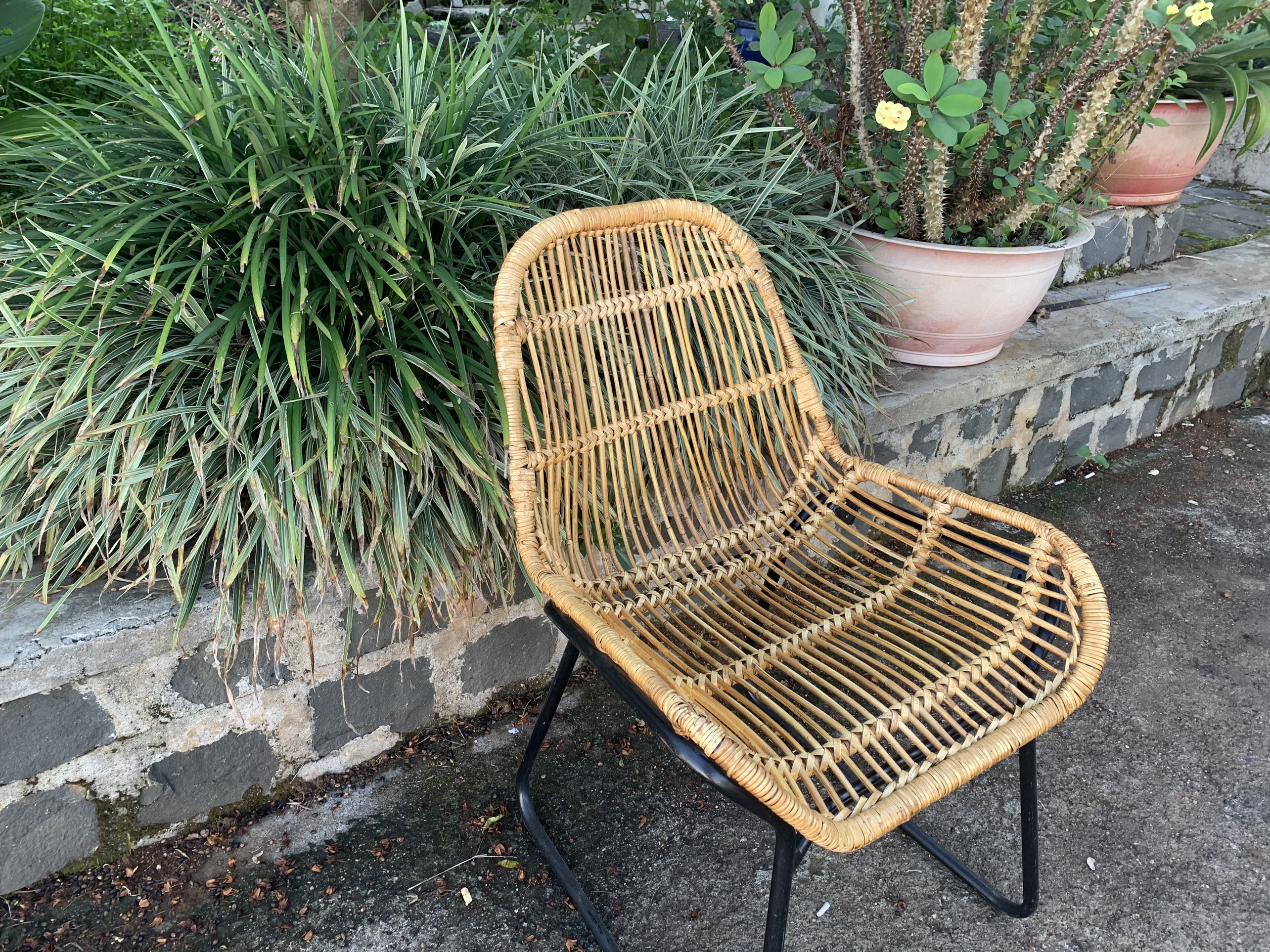 Ghế Mây Chân Sắt Thiết Kế 2021- Rattan Chair With Iron Leg- CH0079