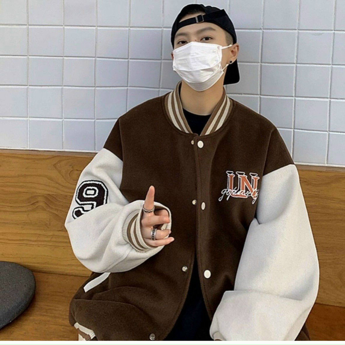 Áo Khoác Cardigan Kiểu Bomber Bóng Chày Nỉ Nút Bấm Chữ UN Số 9 - Form Rộng Unisex Nam Nữ Hàn Quốc - Freeship Rẻ Đẹp