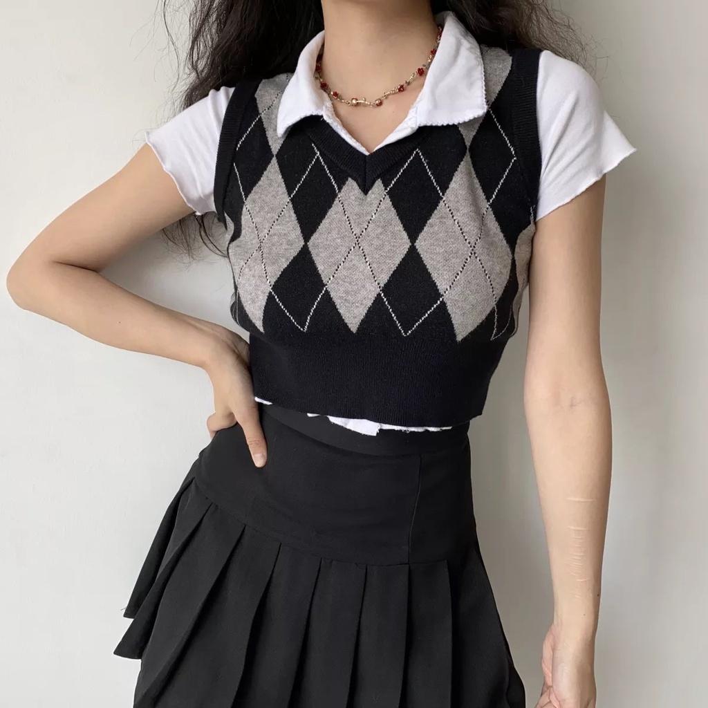 Hàng Sẵn_ Áo gile nhỏ dáng ngắn dệt kim mỏng họa tiết kim cương Hadu shop