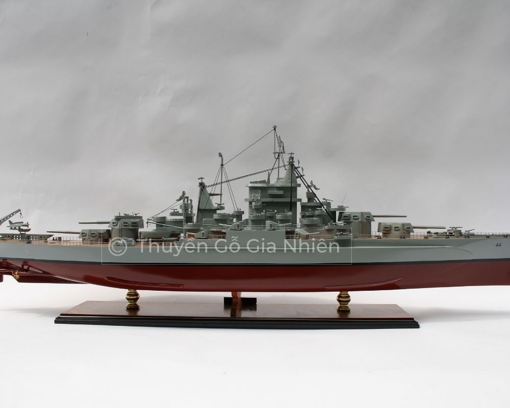 Mô Hình Thuyền Gỗ Phong Thủy Dạng Thuyền Chiến USS CALIFORNIA Chính Hãng Hàng Xuất Khẩu Chất Lượng Cao