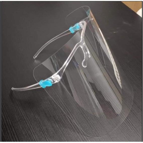 Kính chống giọt bắn loại kính mềm. Sản phẩm faceshield hỗ trợ phòng chống dịch bệnh