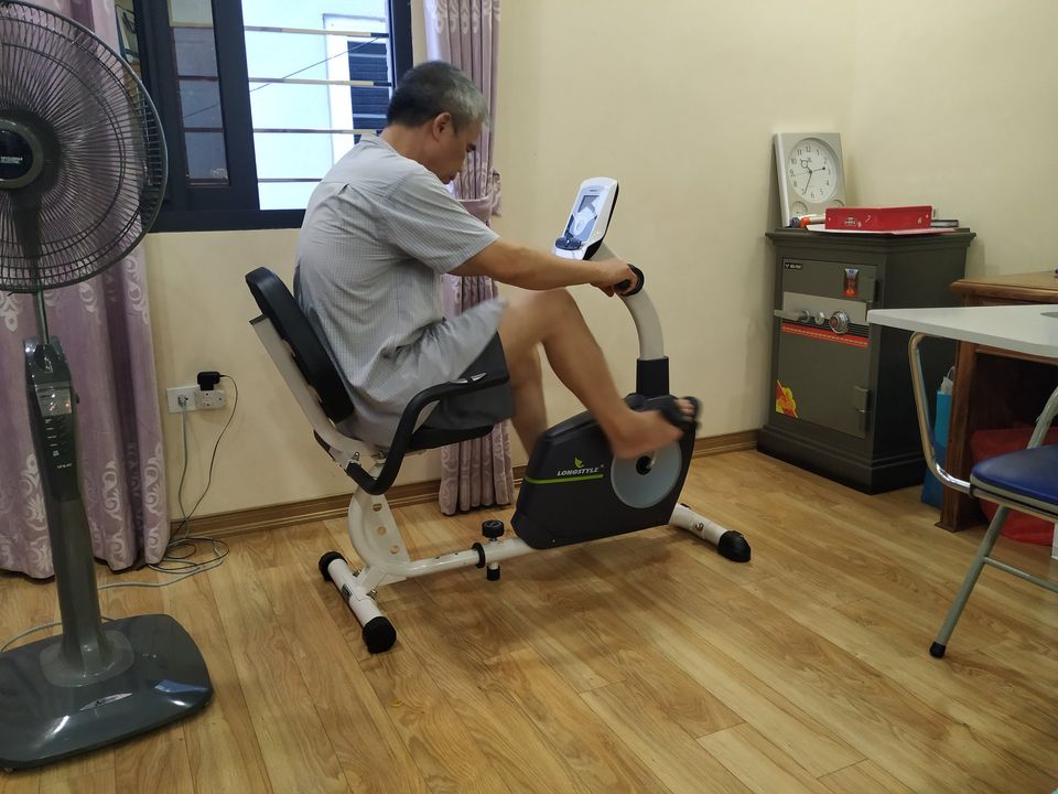 Xe đạp tập thể dục có tựa lưng BC66013 dành cho người già
