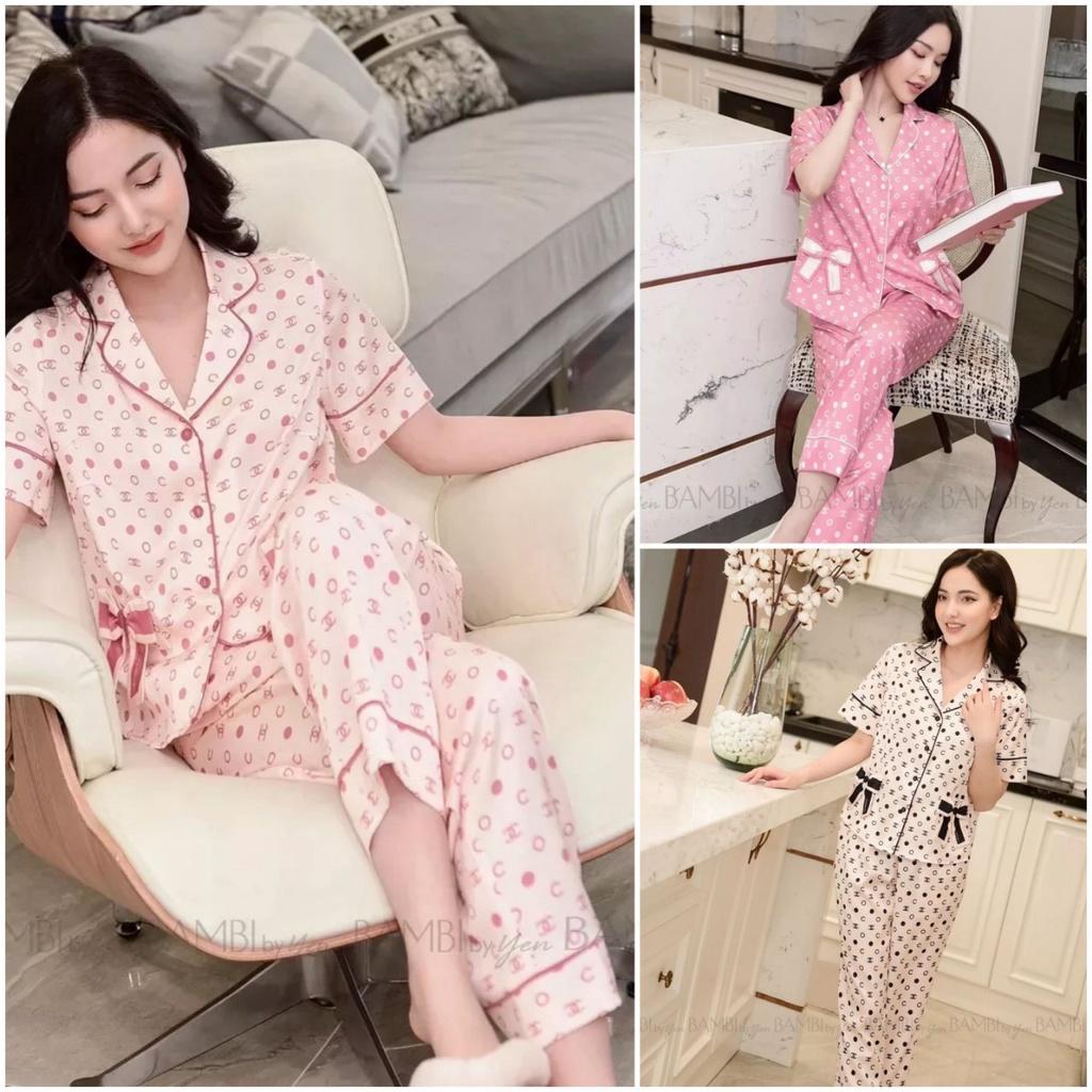Bộ pyjama tay đùi họa tiết hiện đại sang chảnh, túi áo đính nơ độc lạ cao cấp