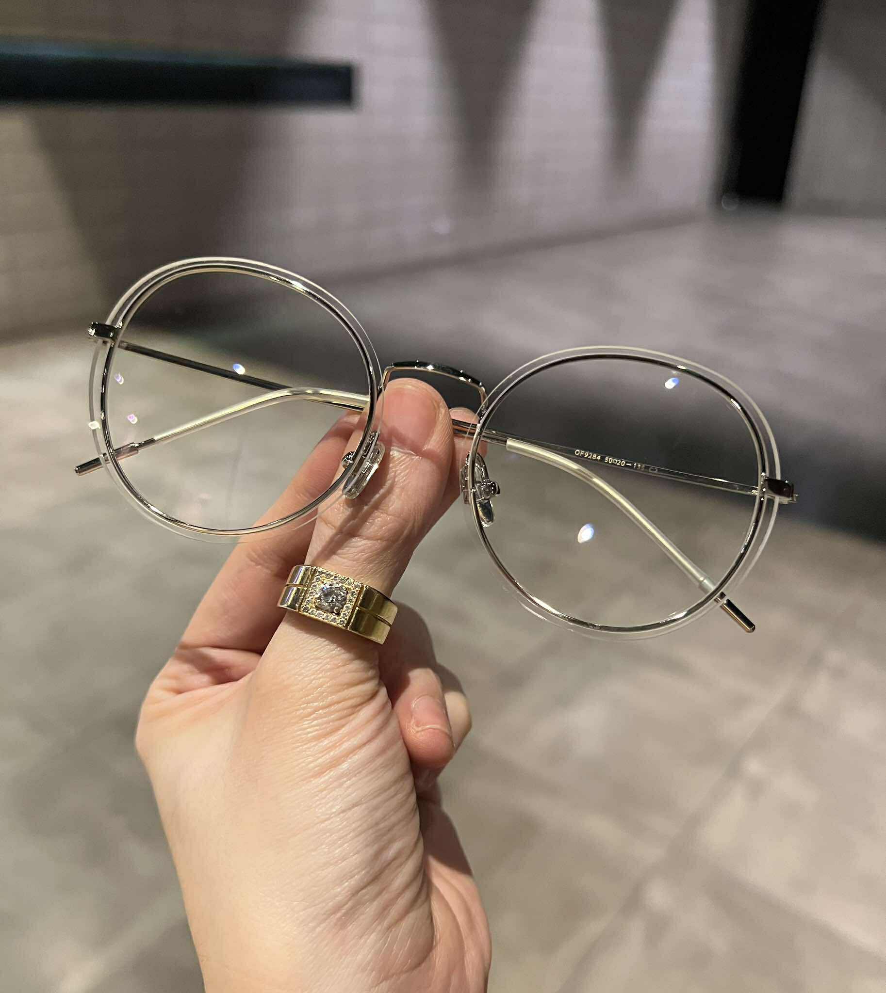 Kính Mắt tròn trong suốt không viền gọng kim loại nhẹ Korea