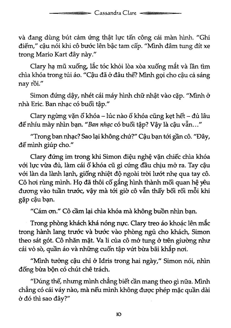 Phần 3 Series Vũ Khí Bóng Đêm: Thành Phố Pha Lê (Tái Bản)