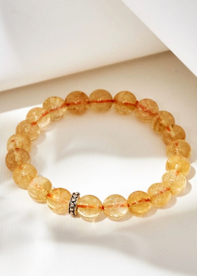 Vòng Tay Đá Thạch Anh Vàng Charm Bạc Thái - Thổ Kim