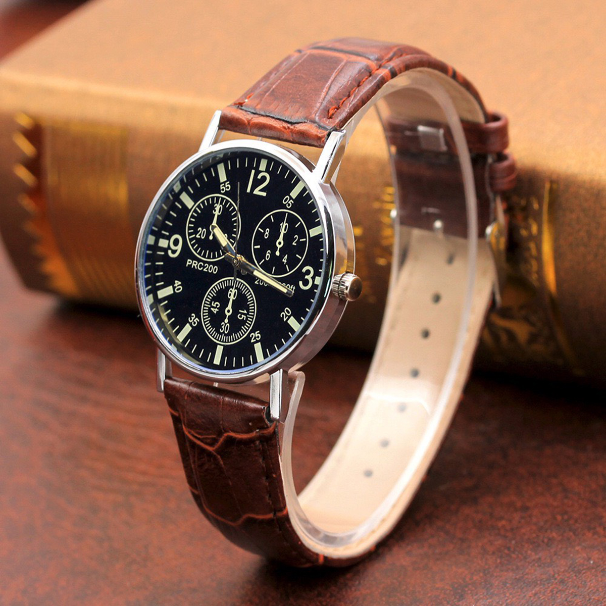 Đồng hồ nam thời trang cao cấp dây da bền bỉ mặt kính tròn to ZO97