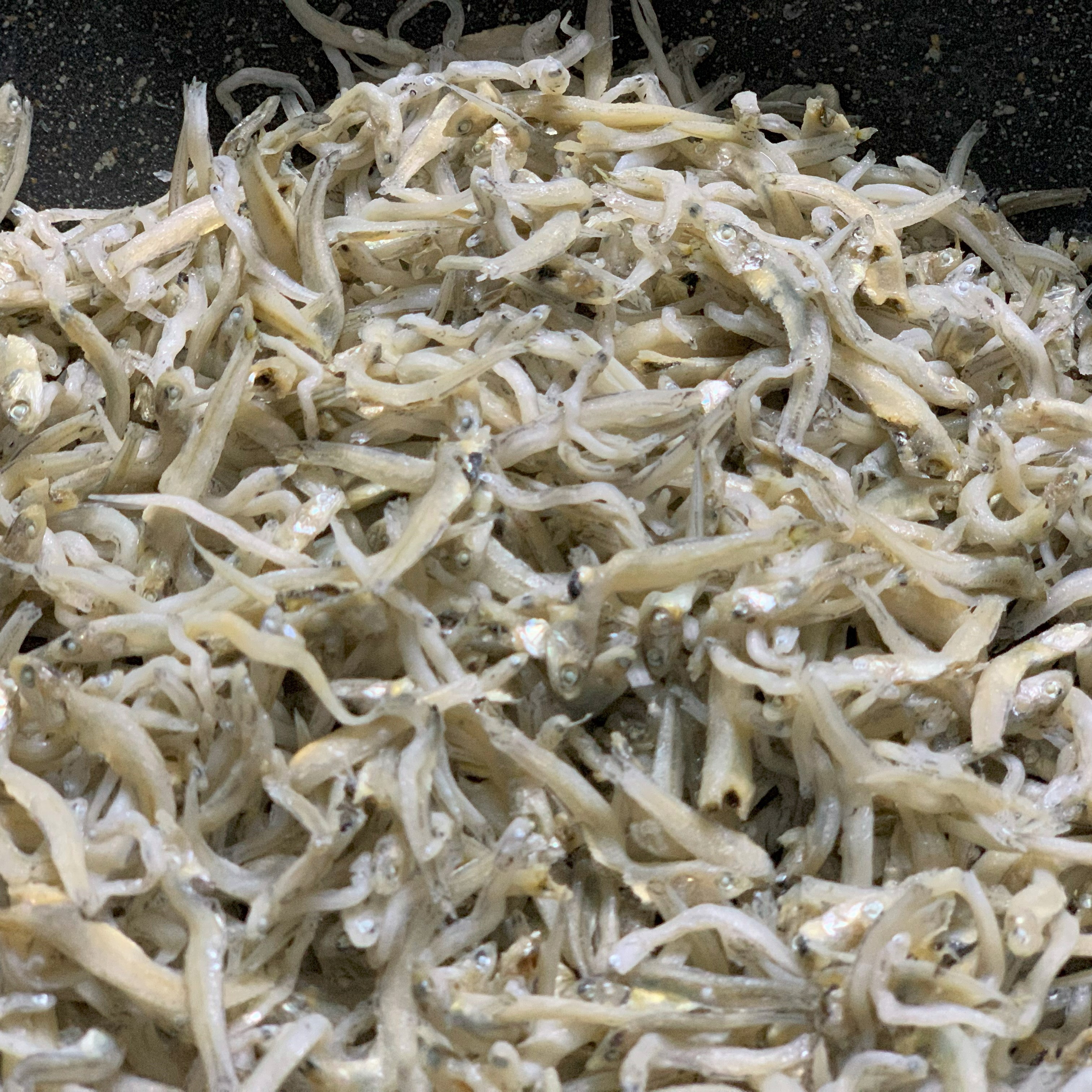 Cá Cơm Mờm Sữa Nha Trang khô size 1-2cm, 500g/ túi