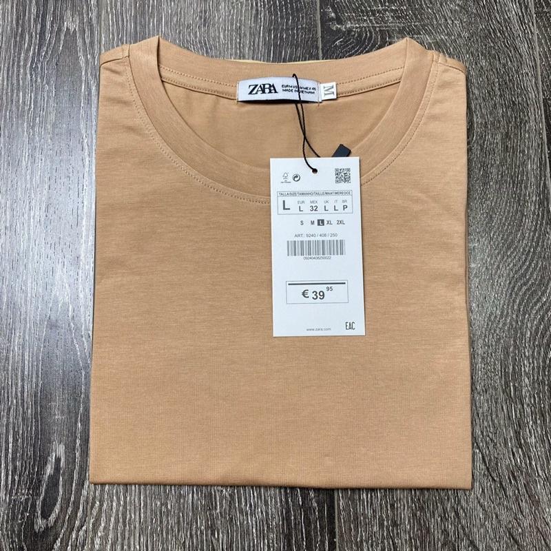 Áo Thun Nữ Trơn Dáng Ôm Nhẹ Chất Liệu Premium Cotton 4 Chiều Màu Trắng Đen Thấm Hút Thoáng Mát