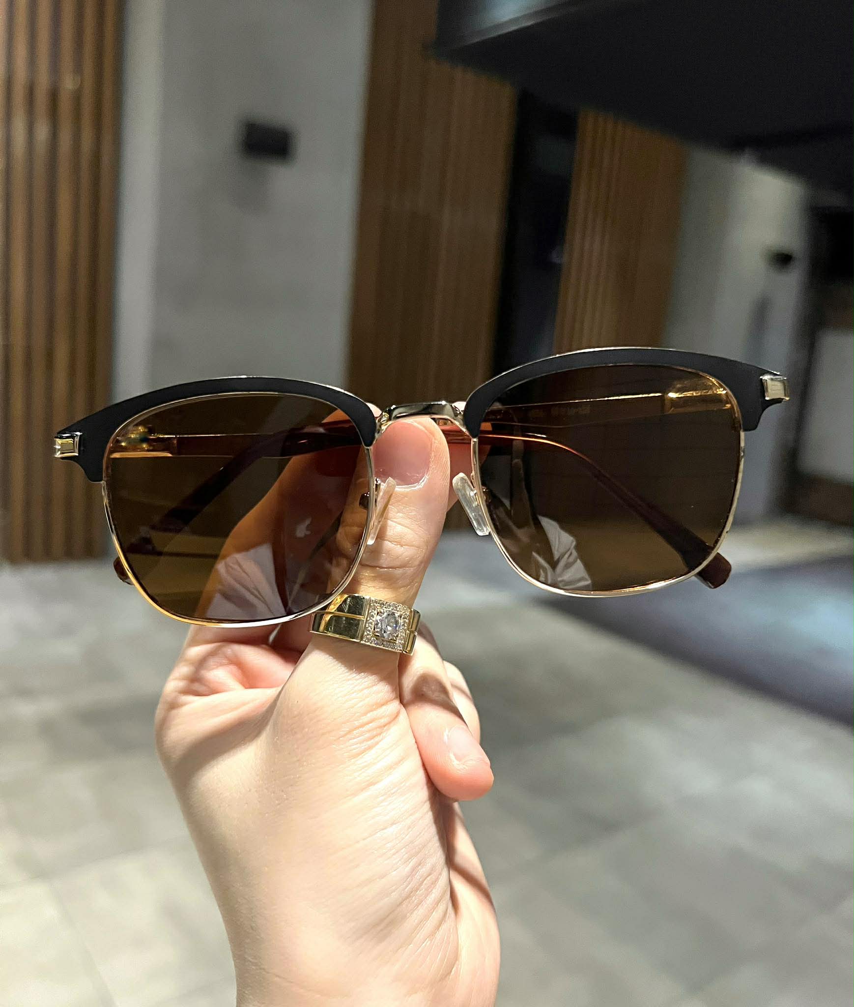 Kính râm, Kính mát nam nữ đi đường chống dáng Clubmaster cổ điển