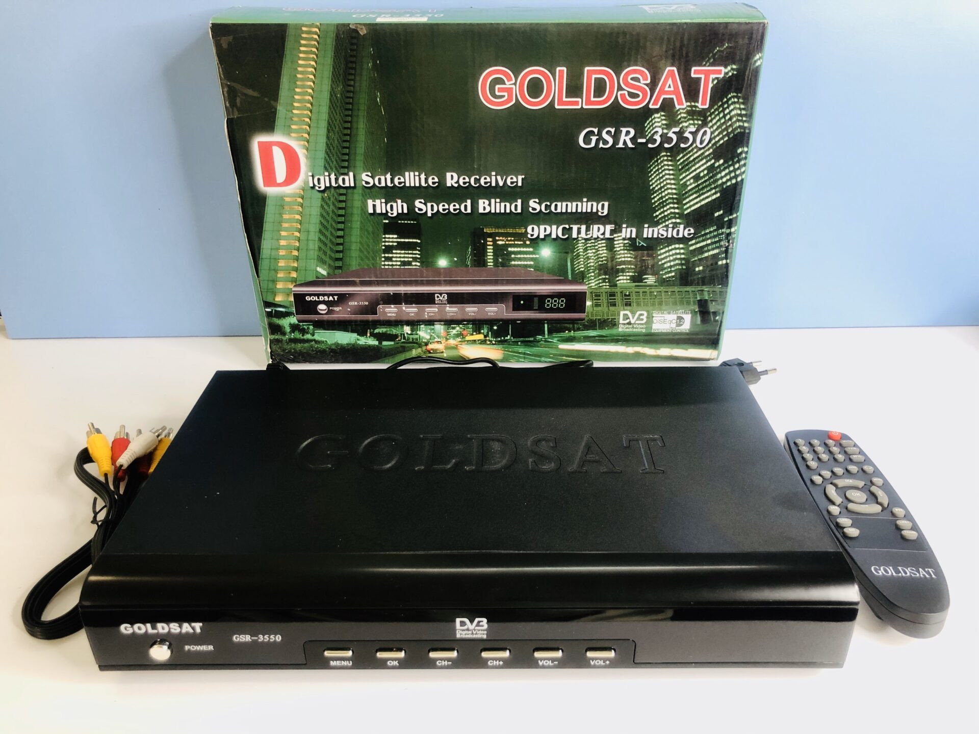 Đầu thu test sóng vệ tinh GOLDSAR GSR-3350 XANH- Hàng Nhập Khẩu