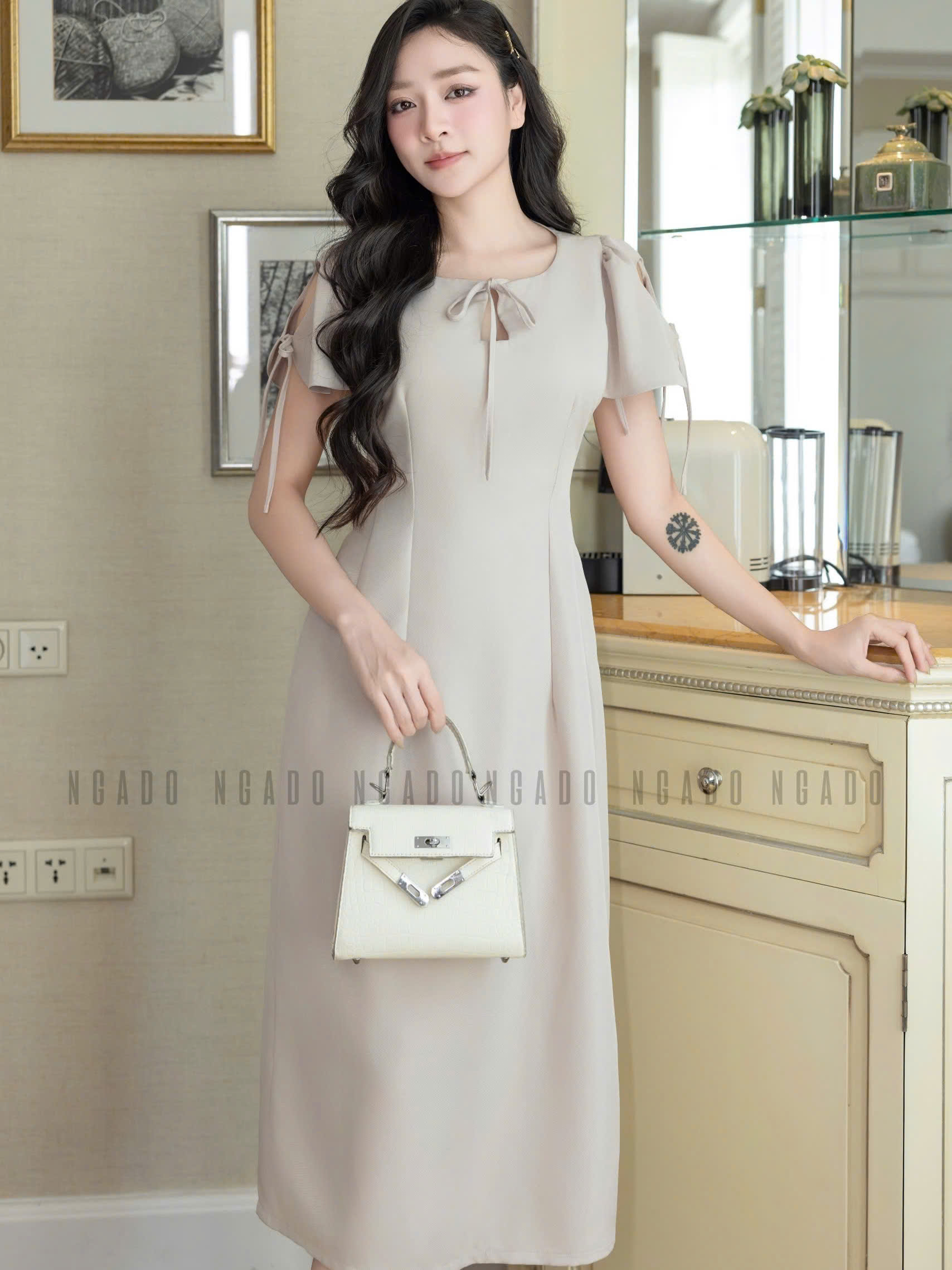 Đầm nude kem cổ giọt nước NGADO , đầm dài , đâm dự tiệc , công sở