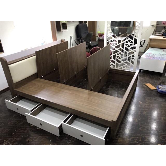 Giường ngủ đa năng