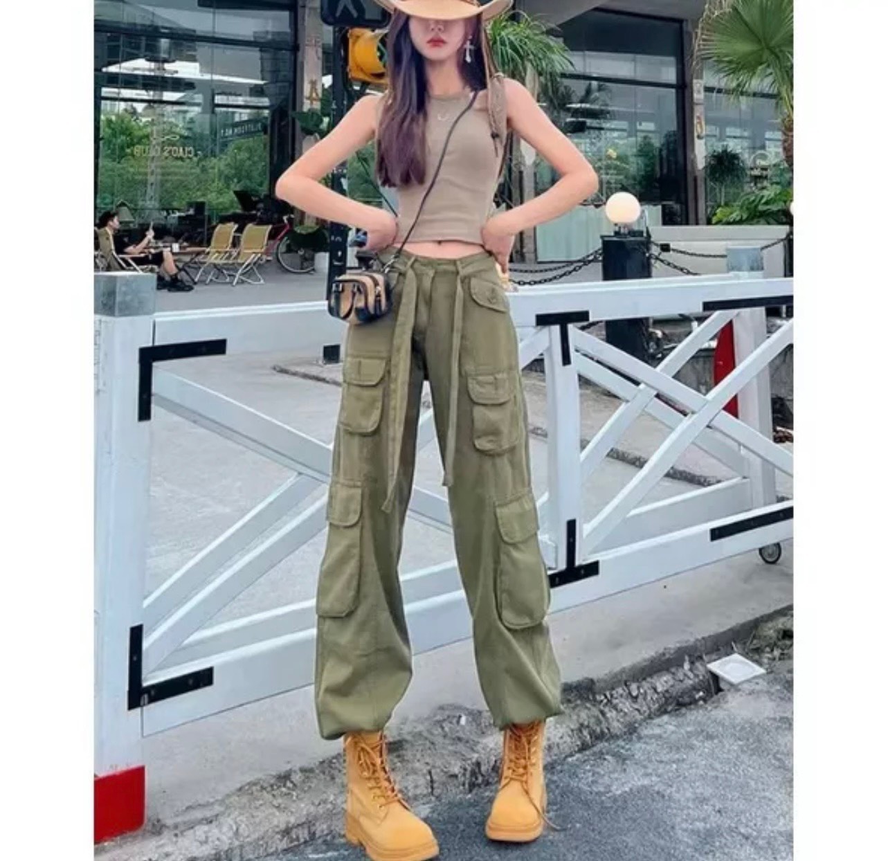 Quần  Baggy Kaki Nữ Túi Hộp Ống Suông 8 Túi Dây Bản To