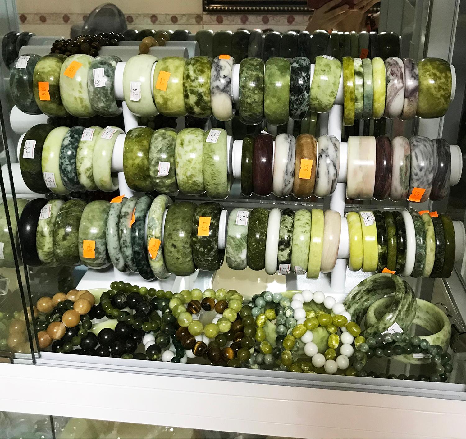 Vòng tay cẩm thạch bản 3cm màu xanh đen size 6.7cm cho người mệnh Hỏa và Mộc.VONGCAO6.7cm