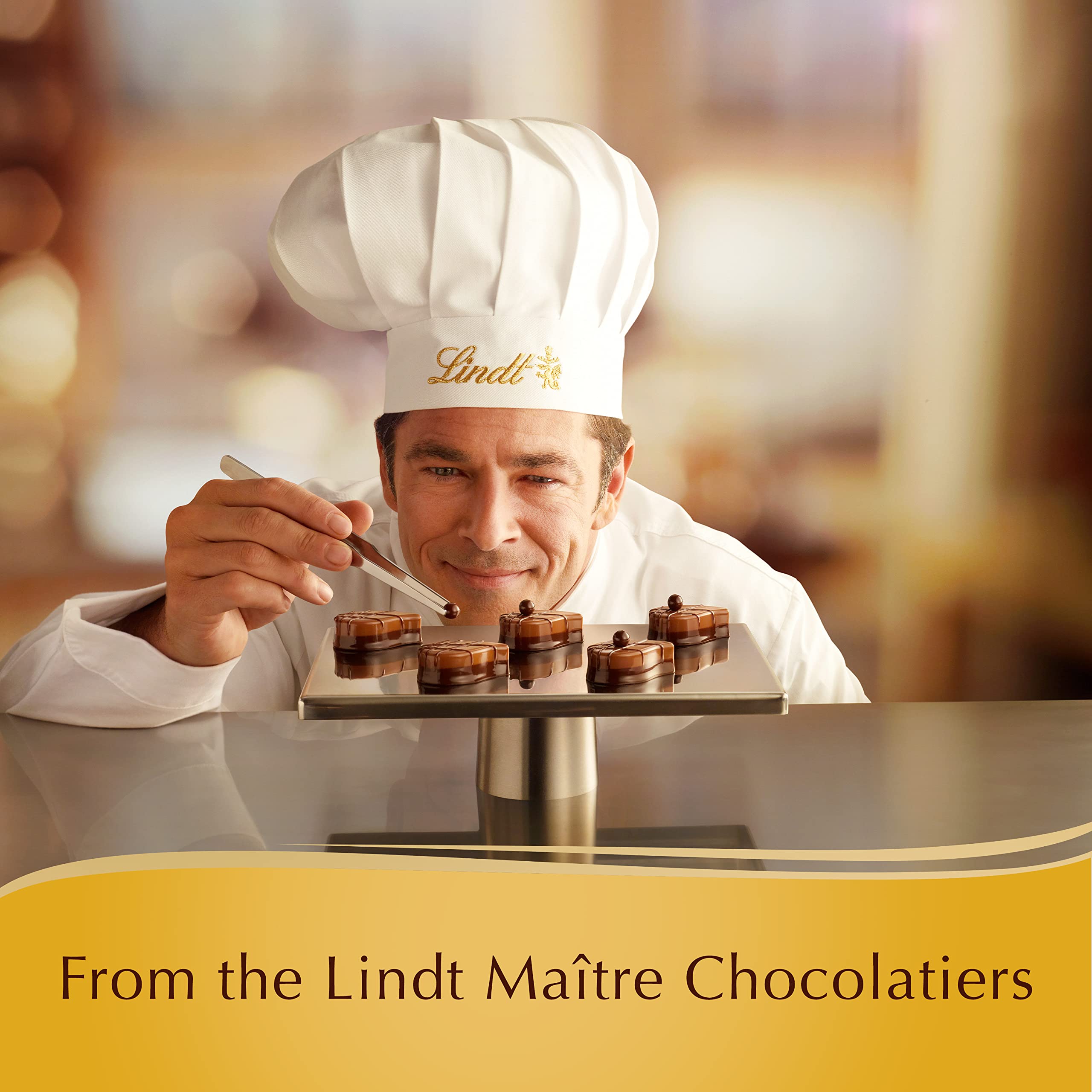 Hộp quà tặng chocolate LINDT Swiss Luxury -  40 cái