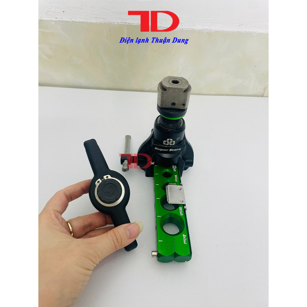 Bộ loe tay và loe pin Super Stars ST-R806A, Điện lạnh Thuận Dung