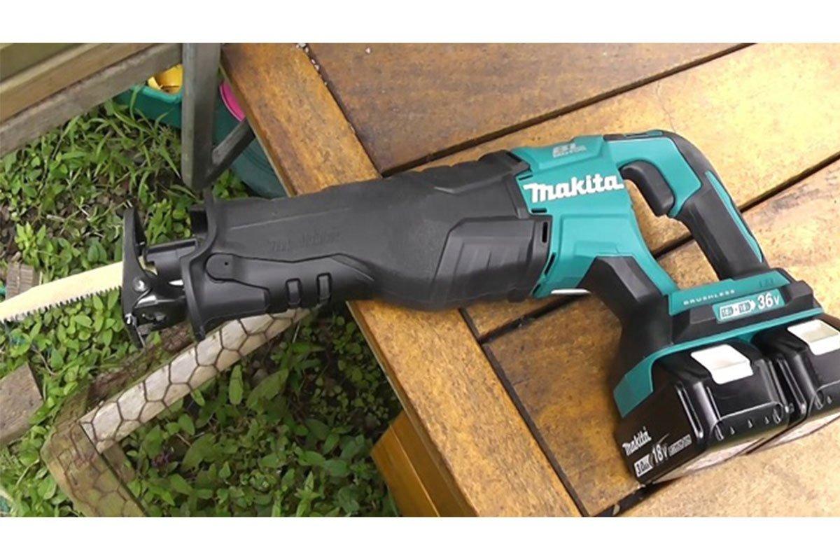 MÁY CƯA KIẾM DÙNG PIN (18VX2) MAKITA DJR360Z- HÀNG CHÍNH HÃNG