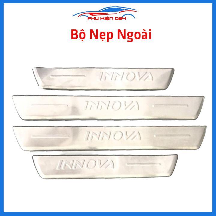 Bộ ốp bậc cửa trong ngoài nẹp bước chân Innova 2017-2018-2019-2020-2021-2022 Inox chống trầy trang trí xe