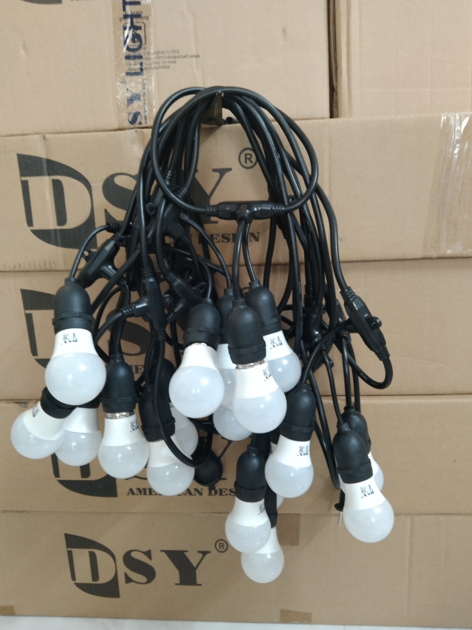 Dây đèn trang trí ngoài trời 10 mét 15 bóng đèn đui E27