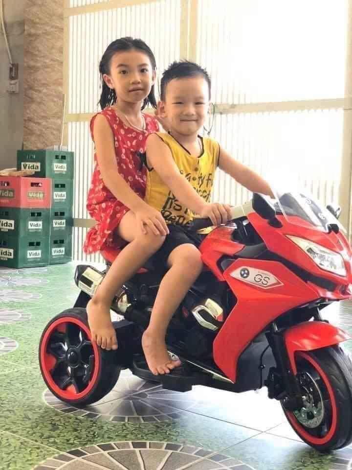 Xe máy điện trẻ em NEL-R1200GS cho bé 3-10 tuổi - xe máy điện
