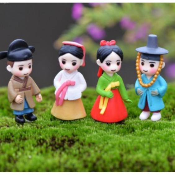 Phụ kiện tiểu cảnh cặp đôi hàn quốc trang trí sen đá, xương rồng, terrarium, charm slime