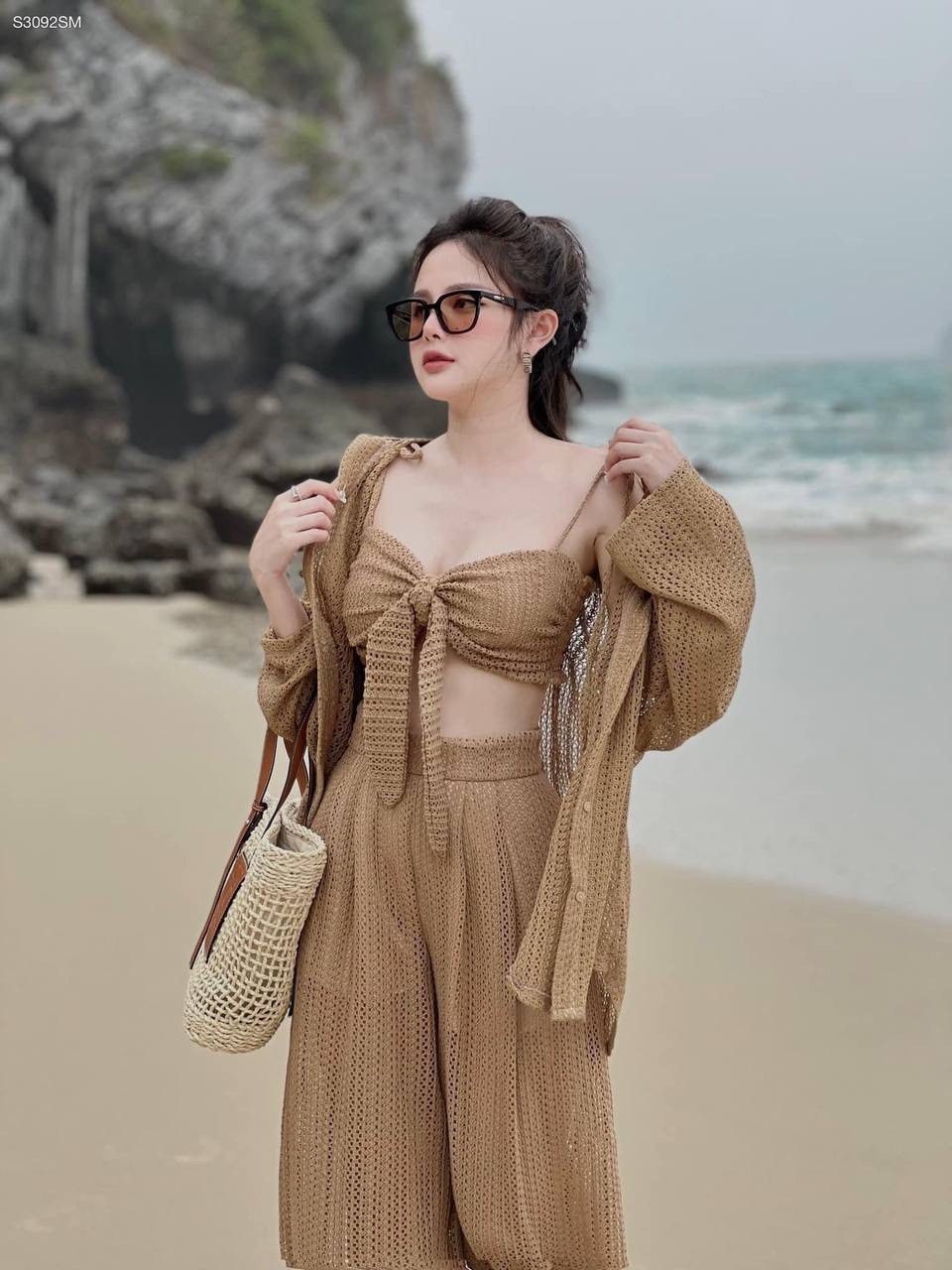 SET ĐI BIỂN ÁO CROPTOP BRA BIKINI  + ÁO SƠ MI FORM RỘNG PASTEL + QUẦN DÀI ỐNG RỘNG LƯNG CAO DẠO PHỐ ĐI CHƠI