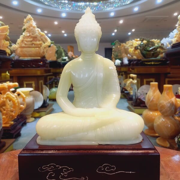 Tượng Phật Thích Ca Đá Phong Thủy Ngọc Onyx Trắng Tự Nhiên 26cm