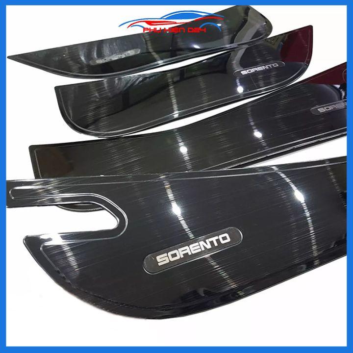 Ốp tapli Sorento 2021-2022 vân titan chống trầy va đập khi mở cửa trang trí xe