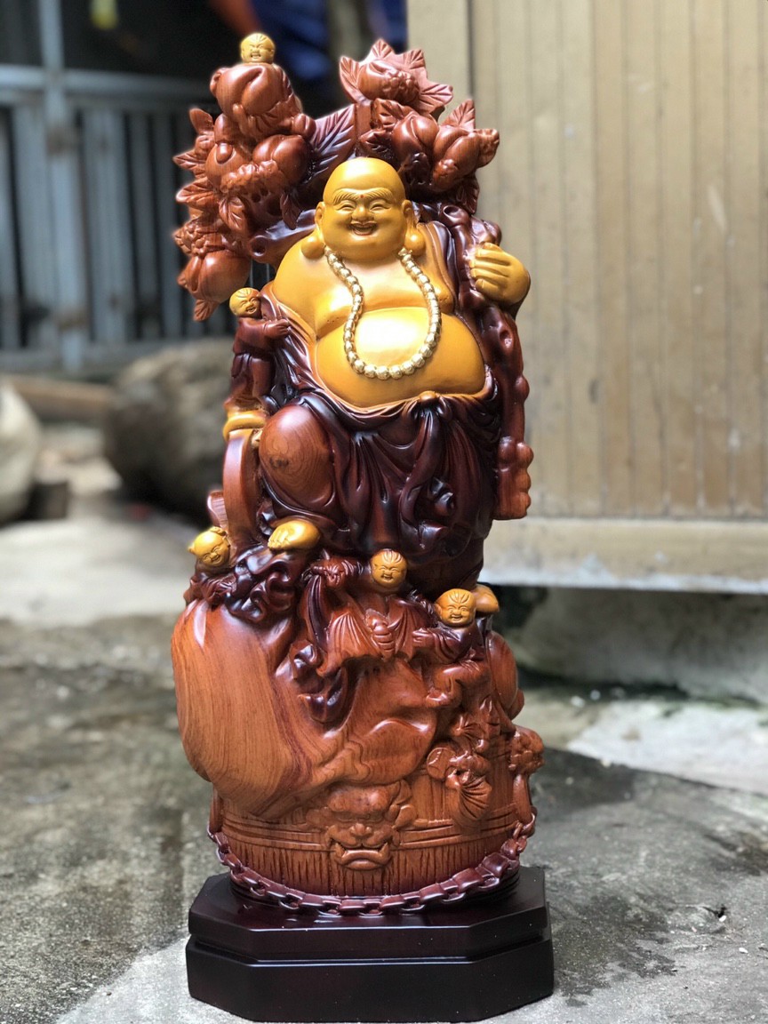 Tượng phật di lặc ngũ phúc gánh cành đào bằng gỗ hương đá tô làm mầu giả cổ kt cao 60×24×15cm