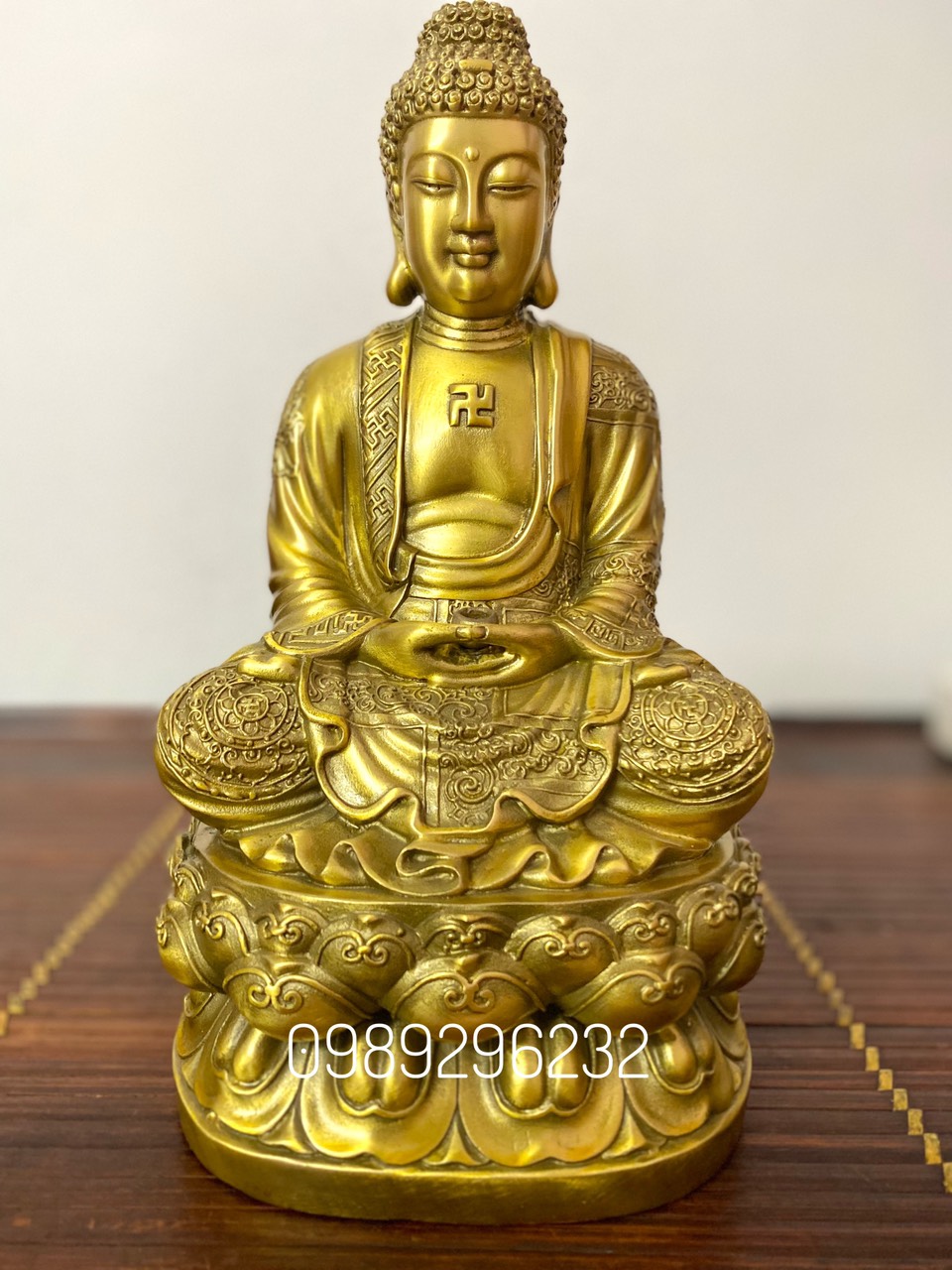 Tượng Phật bằng đồng vàng đẹp