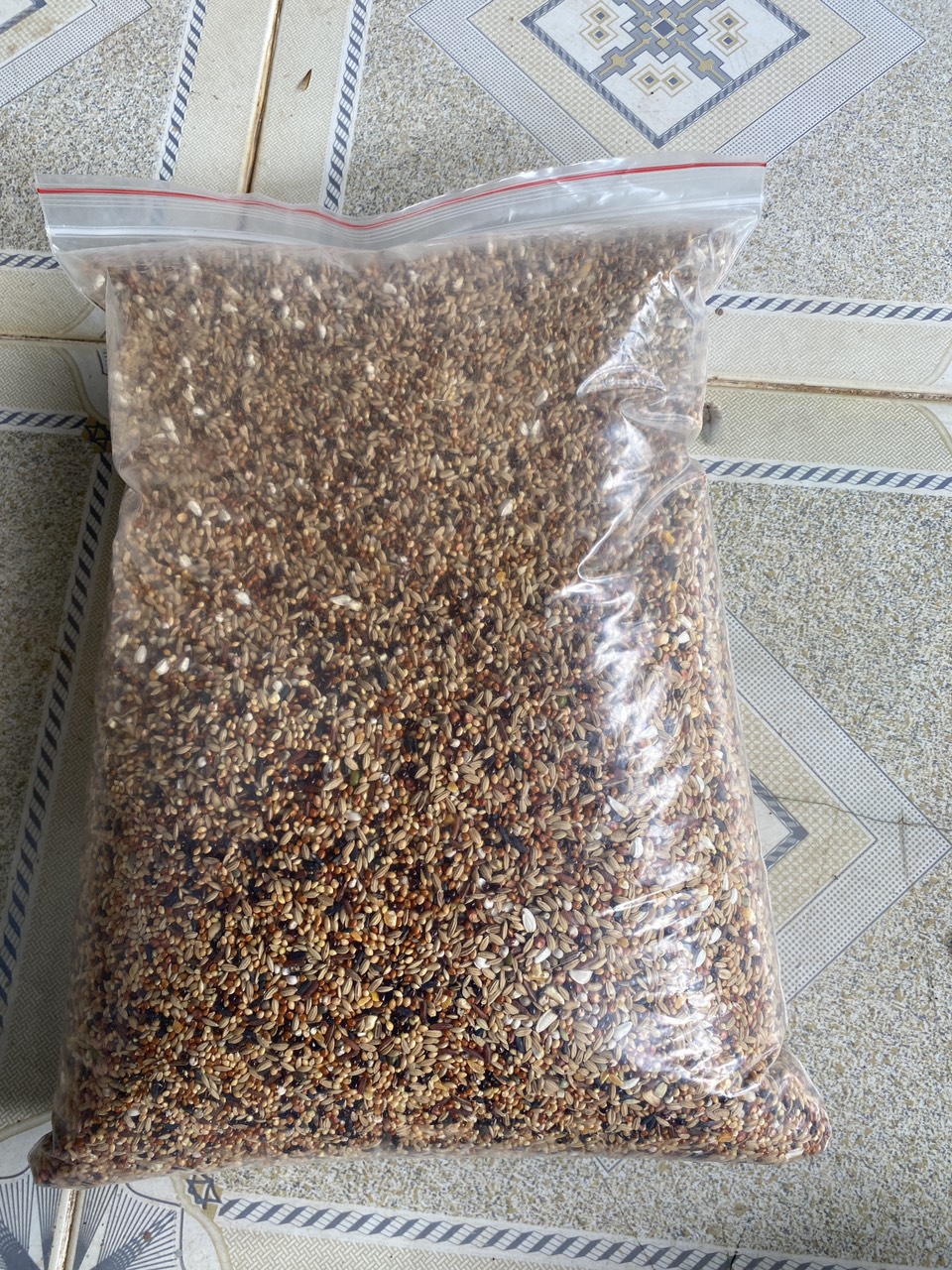 2kg hạt 15 loại ngũ cốc thiên nhiên 100% tăng cường dinh dưỡng giú chim cu cực sung