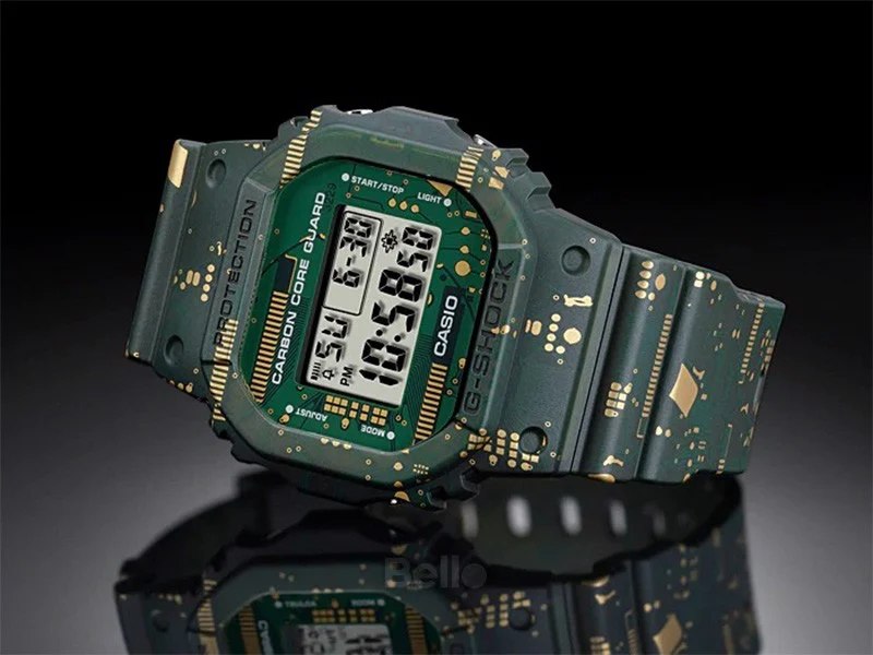 Đồng Hồ Nam Dây Nhựa Casio G-Shock DWE-5600CC-3DR Phiên Bản Giới Hạn | Tặng Kèm 1 Mặt & 2 Dây | DWE-5600CC-3