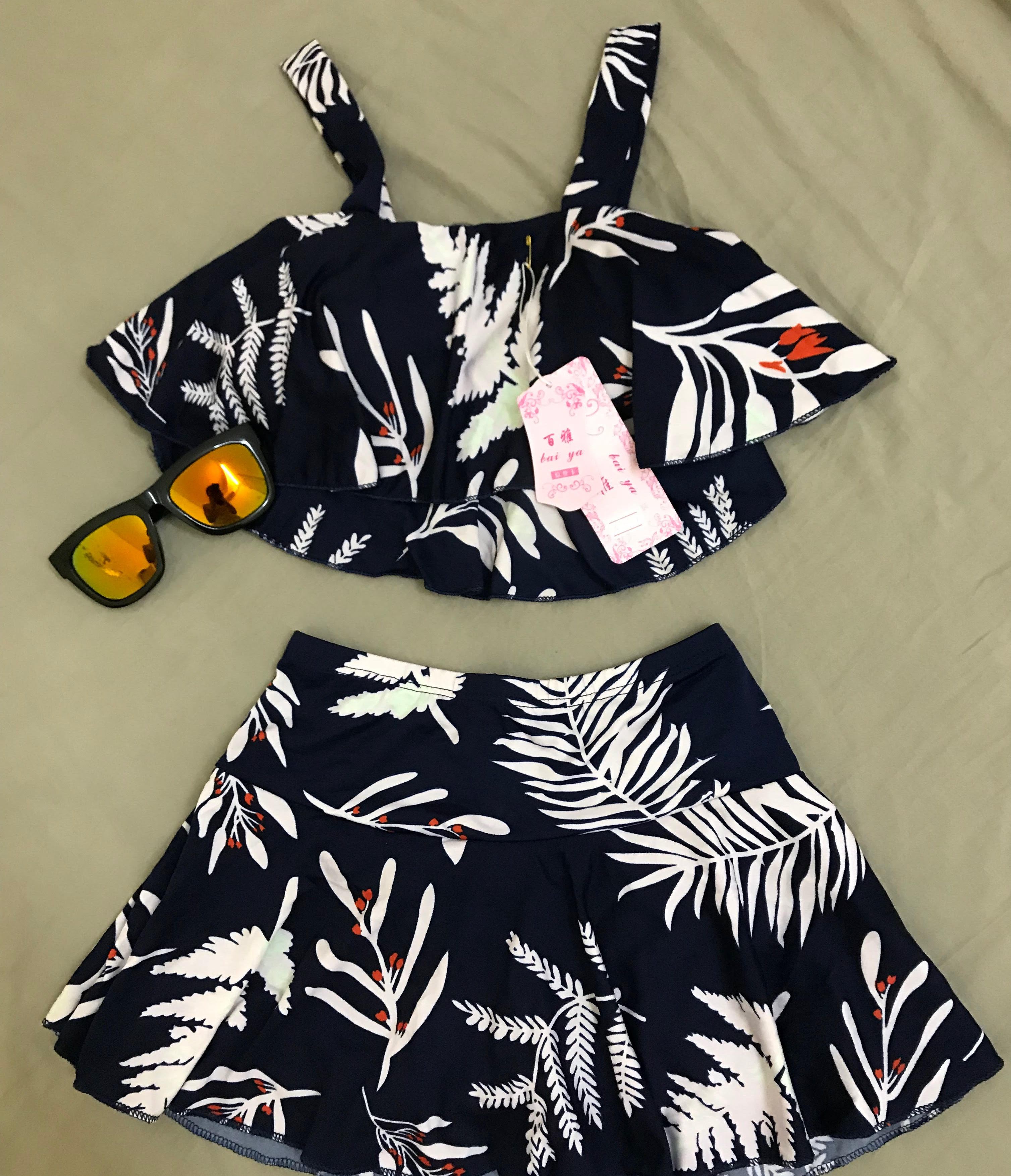 Bikini 2 mảnh kín đáo có độn ngực, quần váy cạp cao che khuyết điểm, chất liệu mềm mại co giãn, đủ size từ 40-60kg