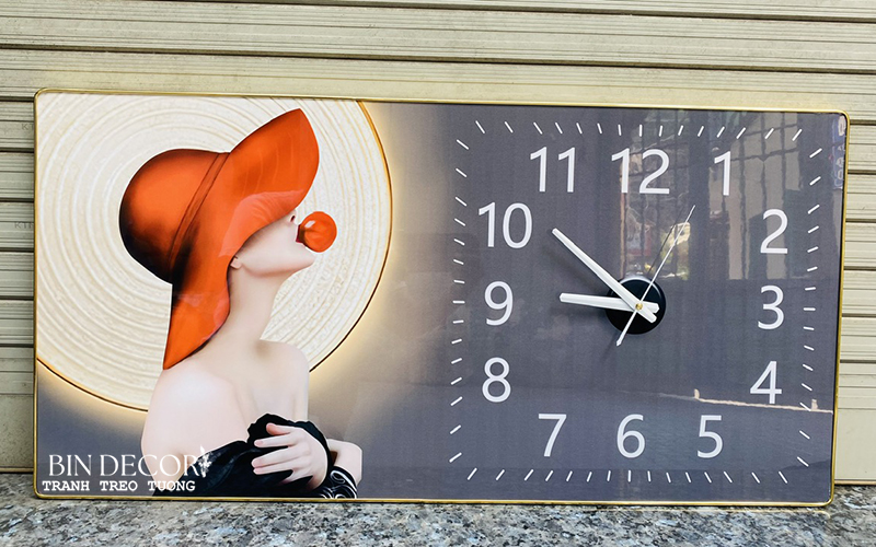(ẢNH THẬT) Tranh đồng hồ tráng gương cô gái nghệ thuật bo viền vàng kèm đinh