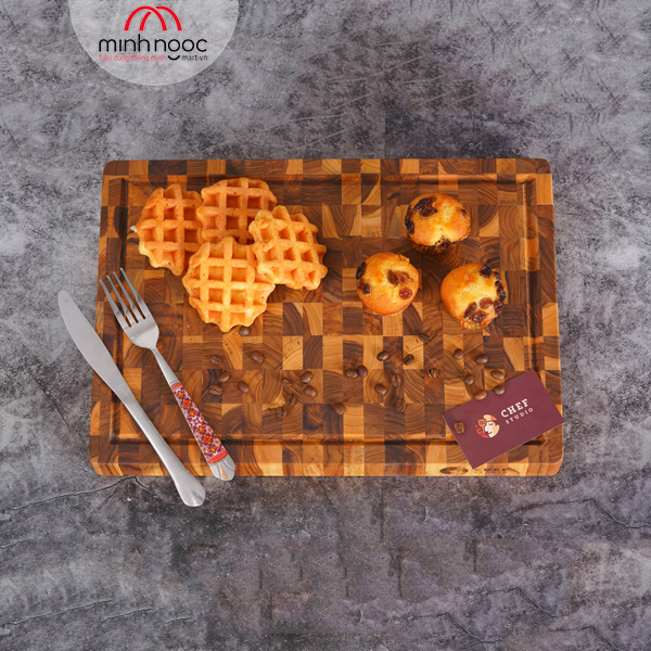 Thớt gỗ Teak Chef Studio hình chữ nhật 25x35x3,5 cm - MSP 10235. Dùng cắt, thái, bằm, chặt, bày thực phẩm.