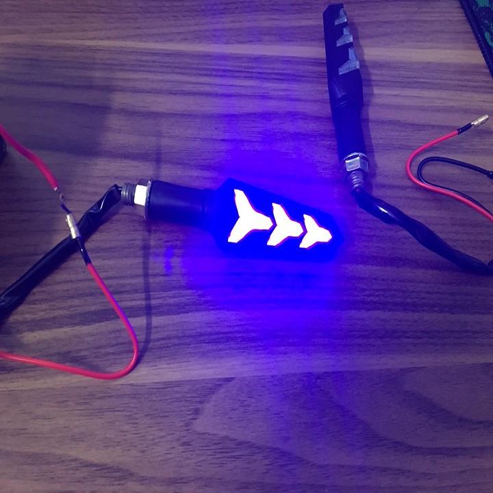 1 Đôi Đèn Xi nhan LED kiểu Ferrari F1 chạy hiệu ứng cho Exciter 150. Đèn LED Xi nhan hình mũi tên - DXNL17