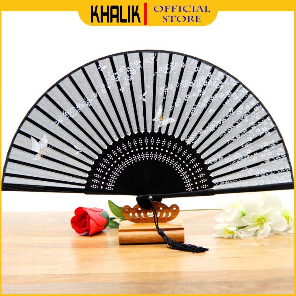 Quạt giấy vải lụa cổ trang gấp gọn cầm tay nan tre in họa tiết - chất liệu cao cấp