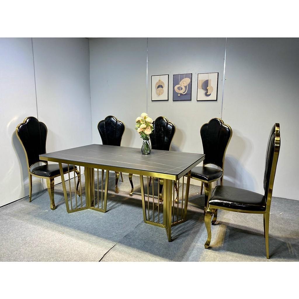 Bàn ăn mặt đá cẩm thạch nhân tạo chân 3 cạnh inox mạ vàng kết hợp ghế Hoa Mai