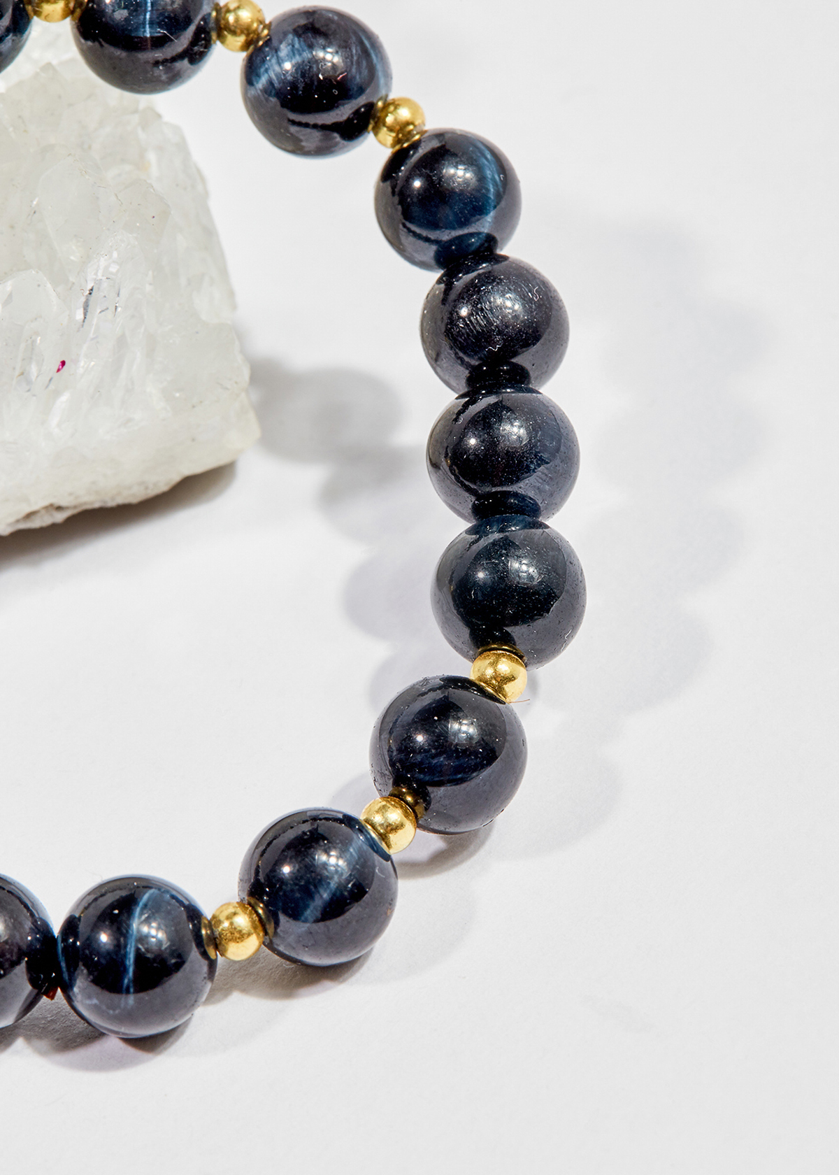 Vòng tay phong thủy nữ đá mắt hổ xanh đen charm phật 8mm mệnh thủy , mộc - Ngọc Quý Gemstones