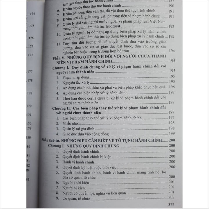 Sách Pháp Lệnh Xử Phạt Vi Phạm Hành Chính Đối Với Hành Vi Cản Trở Hoạt Động Tố Tụng - Chỉ Dẫn Áp Dụng Luật Xử Lý Vi Phạm Hành Chính - V2246T