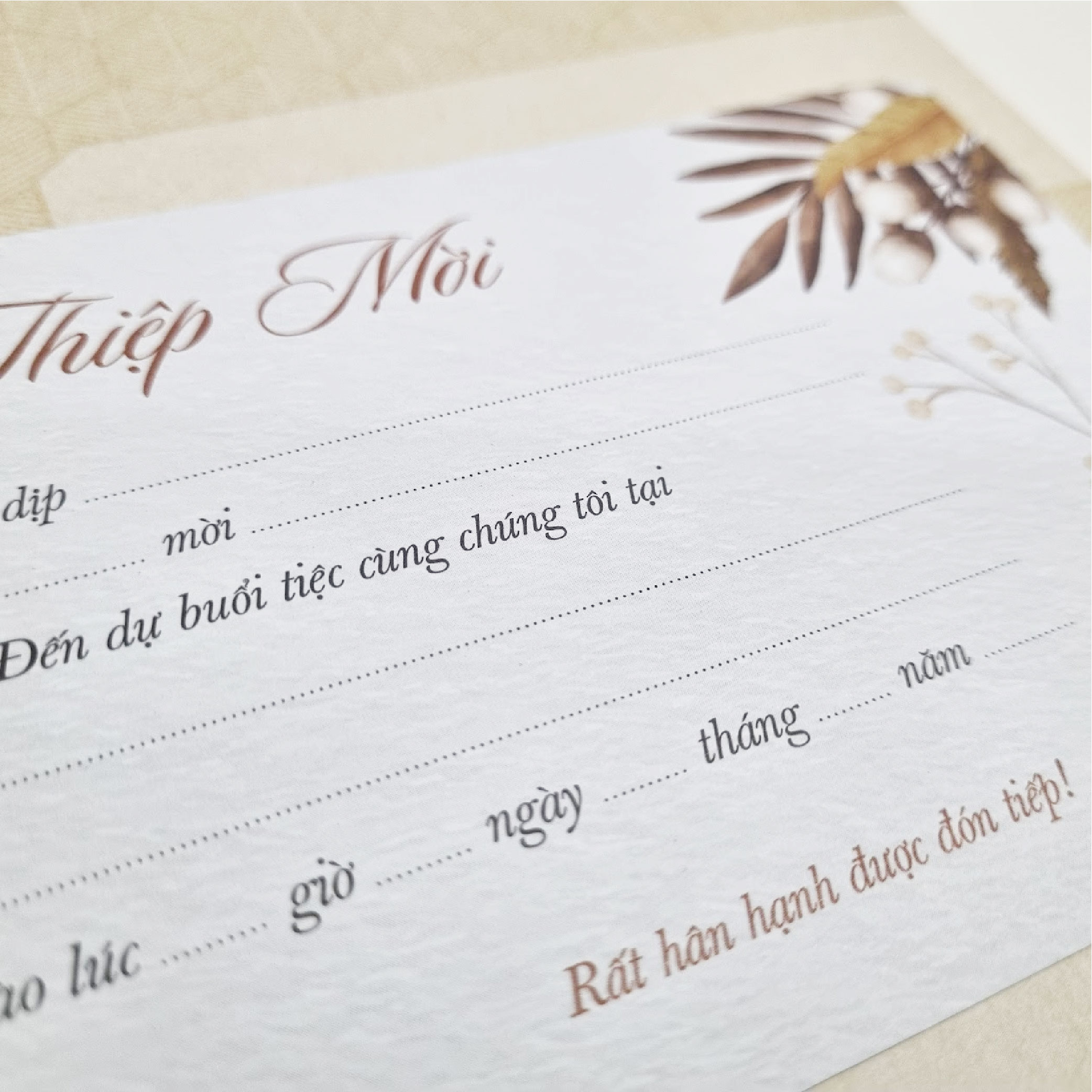 Bộ 10 Thiệp Mời Sinh Nhật Hoa Nâu 10x20cm