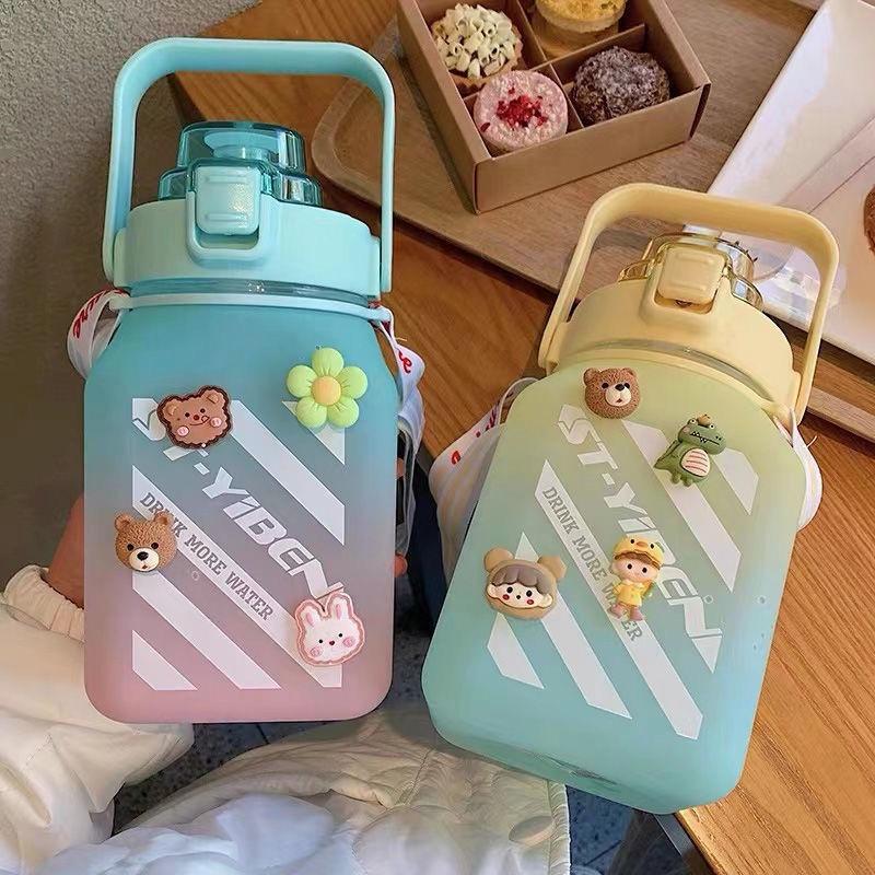 Tại chỗ ấm đun nước dung tích lớn ấm đun nước rơm rạ lưới cốc nước màu đỏ chống rơi đun nước uống trực tiếp ấm đun nước ấm đun nước lớn
