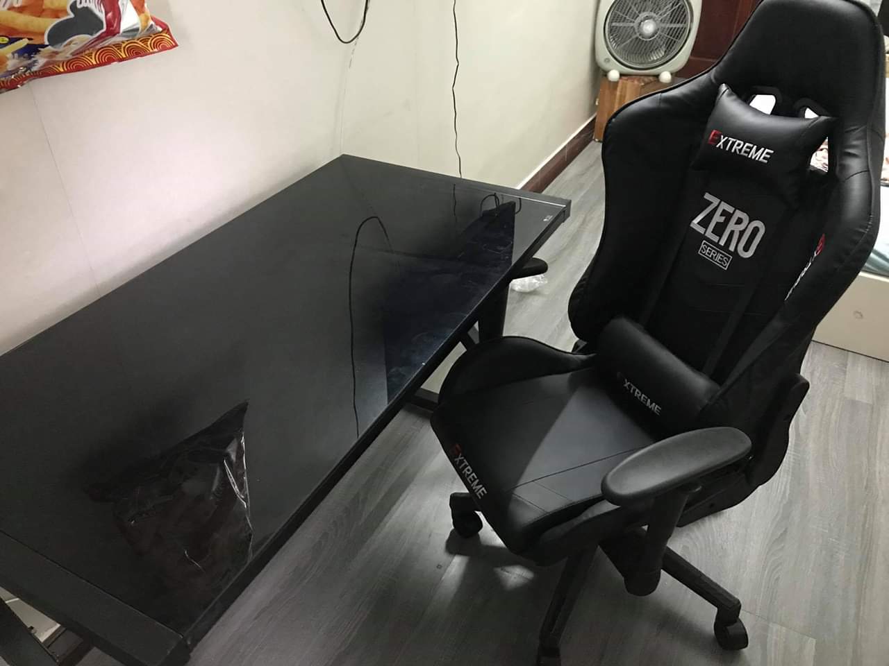 COMBO bàn chữ Z (đen) ghế Extreme ZERO  (đen)