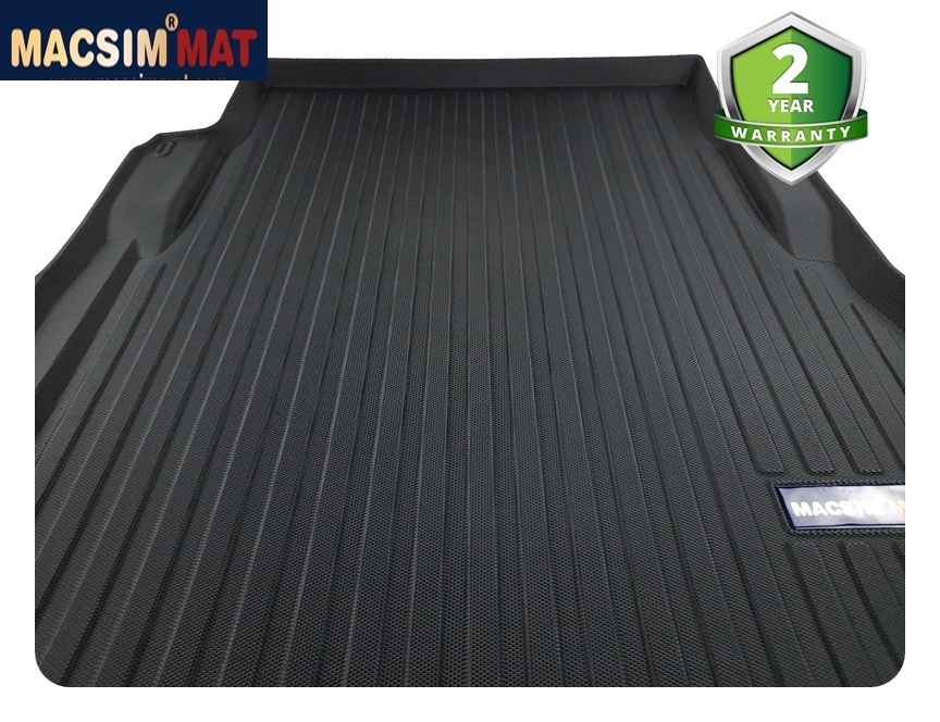 Thảm lót cốp xe ô tô Jaguar XPL nhãn hiệu Macsim chất liệu TPV cao cấp màu đen