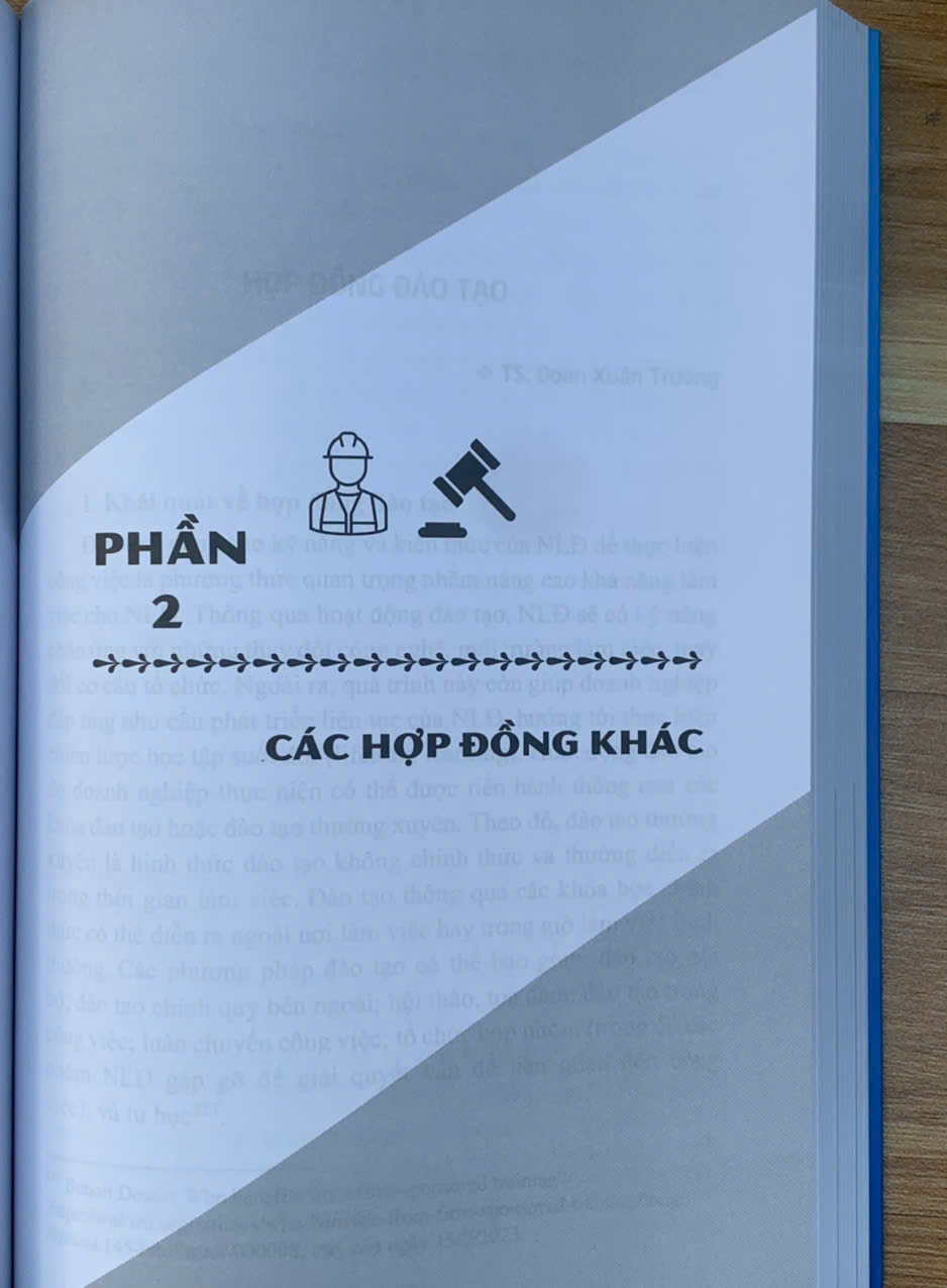 Hợp đồng trong lĩnh vực lao động