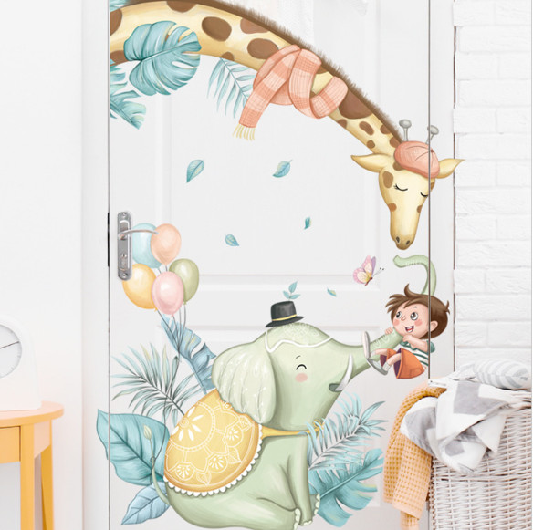 Decal trang trí tường - Chú hươu và chú voi chơi đùa cùng bé trai